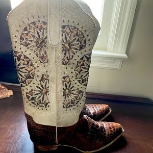 Ferrini Western Boots - size 9